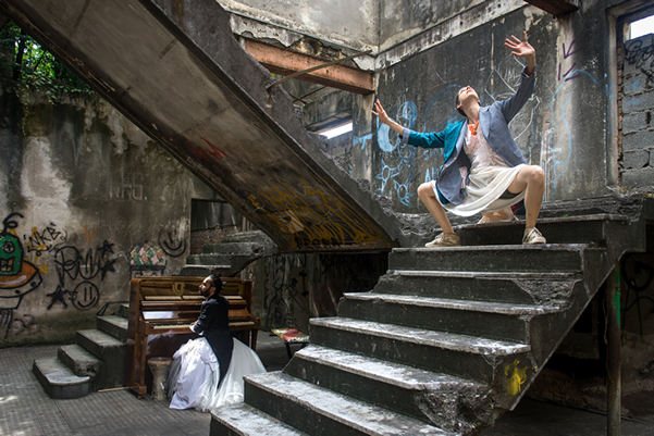 Cia Damas em Trânsito e Os Bucaneiros apresenta_Espaços Invisíveis_Foto de Clarissa Lambert_M