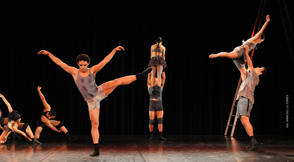 ballet-stagium_o-canto-da-minha-terra_foto-arnaldo-torres_m