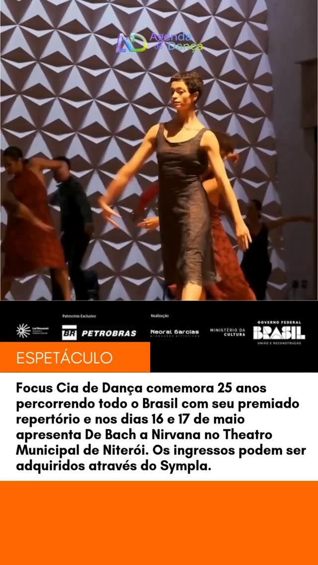 Comemorando 25 anos de trabalho, Focus Cia de Dança (@focusciadedanca) leva ao Theatro Municipal de Niterói (@theatromunicipaldeniteroi), nos dias 16 (20h) e 17 (19h) de maio, o espetáculo De Bach a Nirvana. Ingressos entre R$ 15 e R$ 40.

+ informações em meu site - agendadedanca.com.br (link na bio) 

#agendadedanca #anotanaagenda #dicasdedanca #focusciadedanca #theatromunicipaldeniteroi #debachanirvana #epetaculodedanca #espetaculo #dança #nirvana