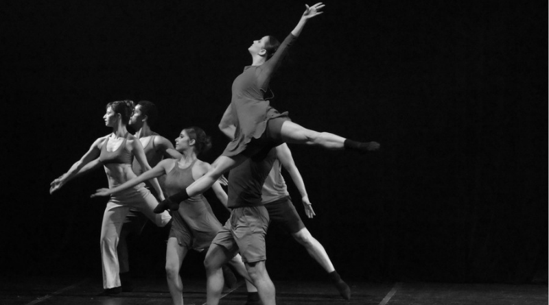 Teatro Sérgio Cardoso recebe o Ballet Stagium com “Na Neblina” e “Sonhos Vividos”