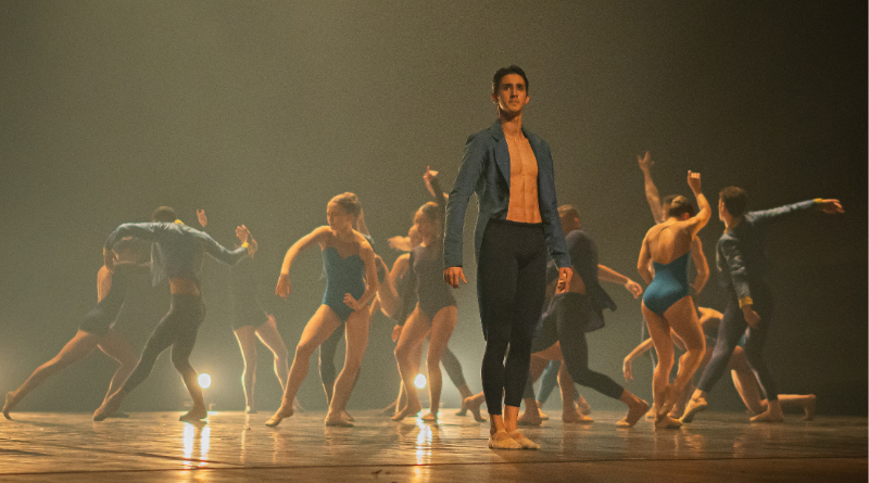 Bailarino da Escola Bolshoi, Arthur Libertini é contratado para a Ópera de Kazan na Rússia
